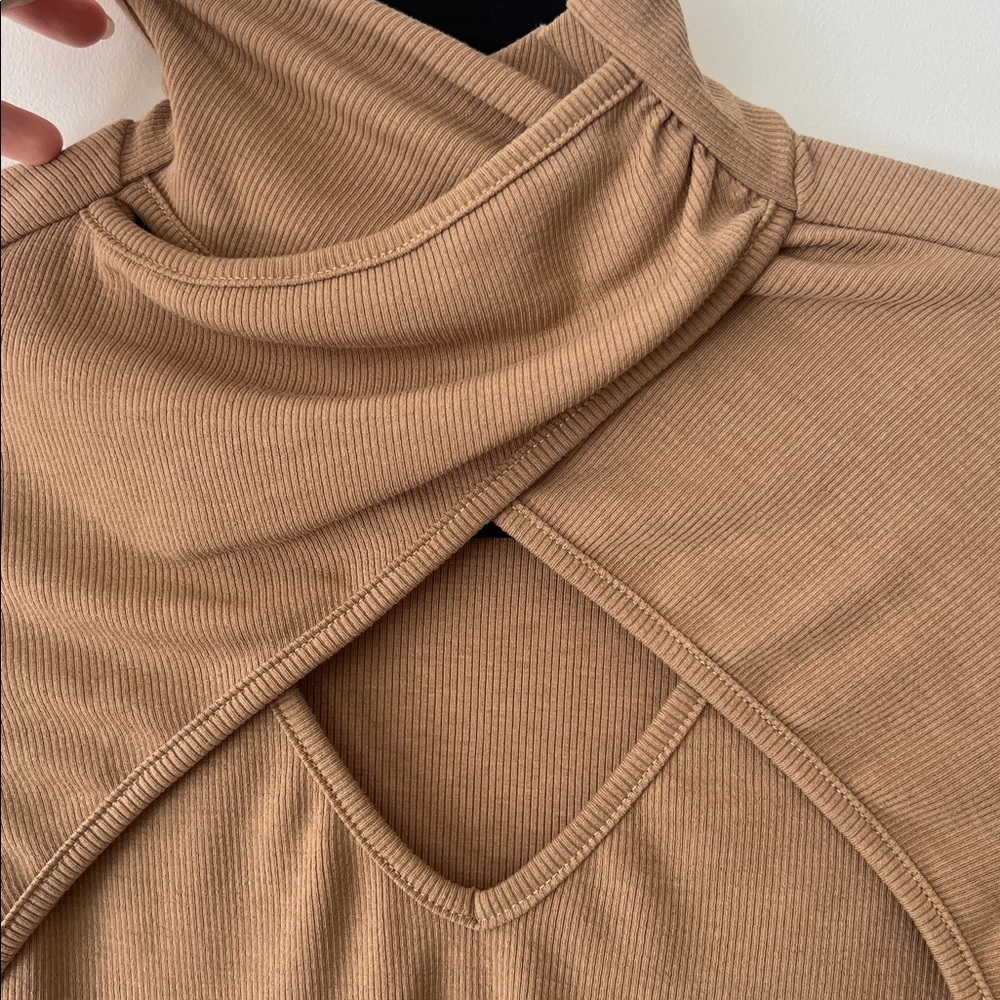 Tan Ribbed Knit Top - Picture 2 of 6